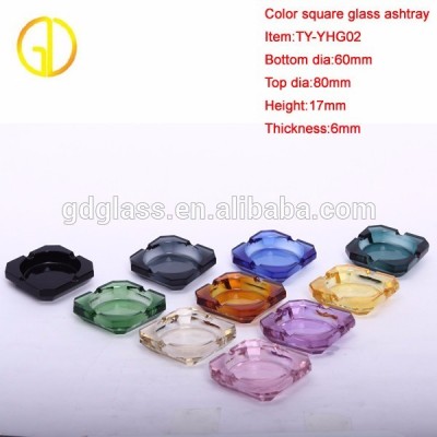 Factory direct price concessions  colored borosilicate glass custom ashtray for sale